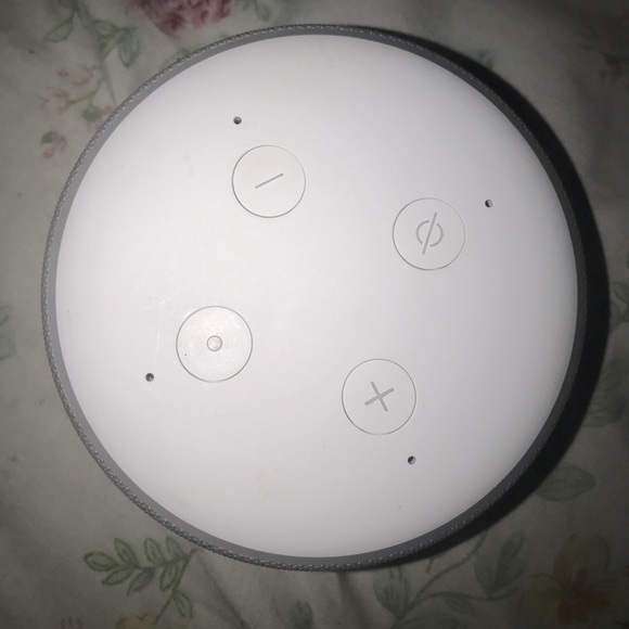 Amazon echo dot - Picture 1 of 3